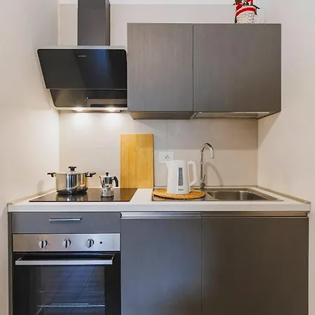 شقة Little - Elegant & Quiet With Balcony Near Center باري