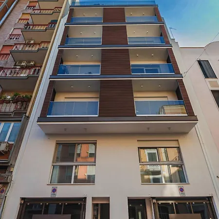 Little - Elegant & Quiet With Balcony Near Center * باري